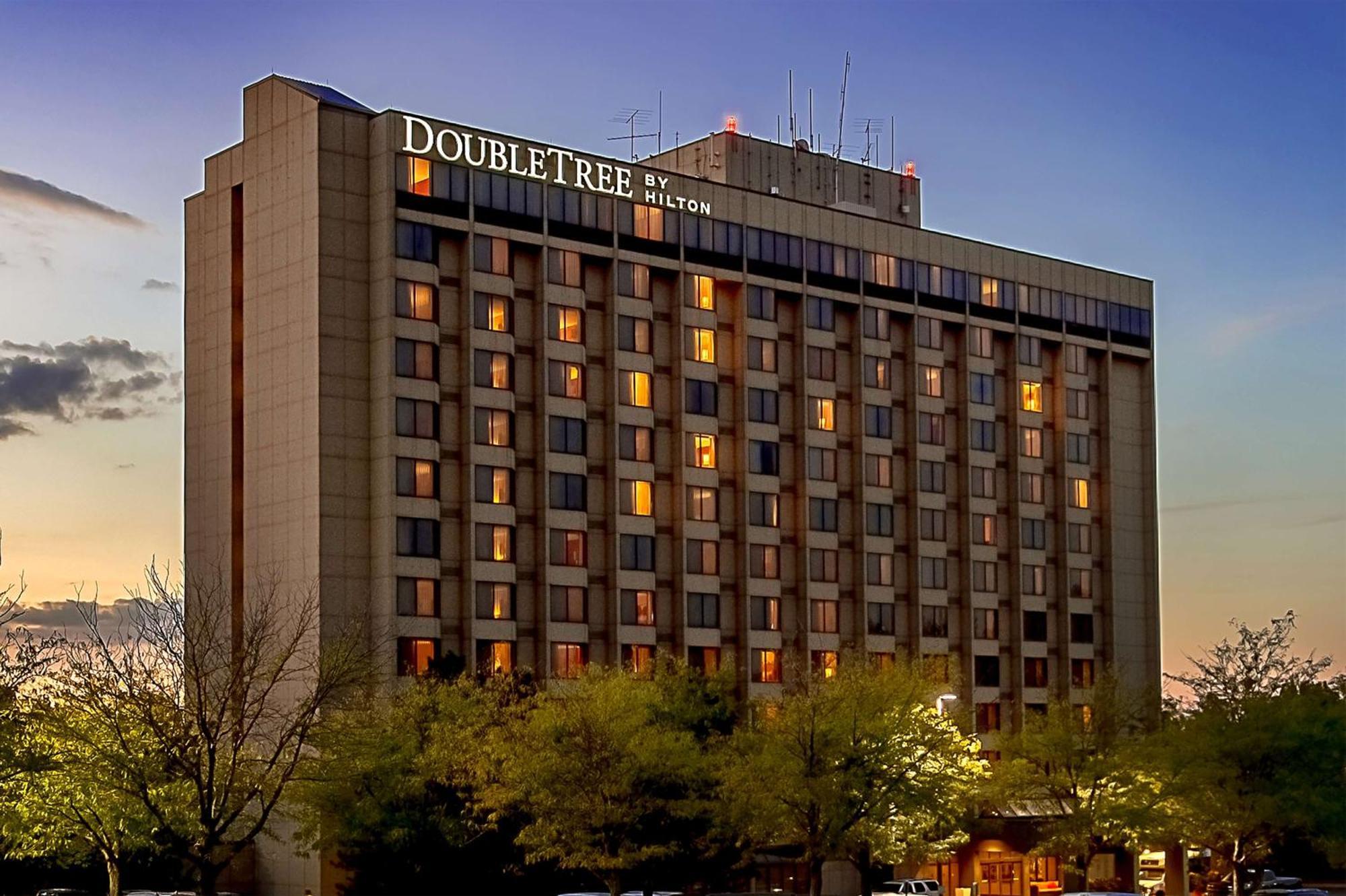 Doubletree By Hilton Hotel St. Louis - Chesterfield Esterno foto