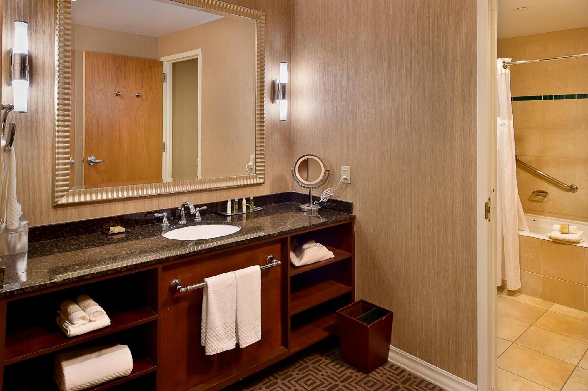 Doubletree By Hilton Hotel St. Louis - Chesterfield Esterno foto